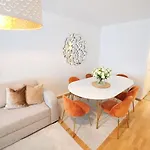 1 Bedroom Cityhome 1-5 Pers, Wifi, Washing Machine *