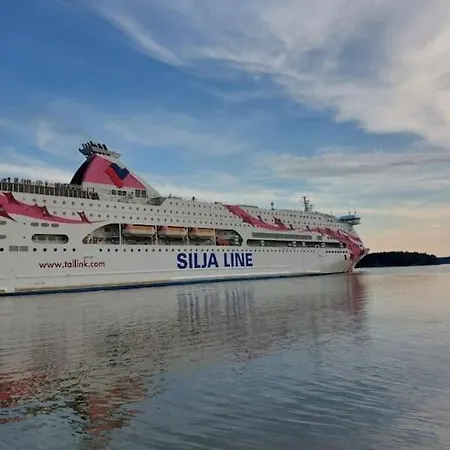 1 Bedroom Cityhome 1-5 Pers, Wifi, Washing Machine Apartment Turku