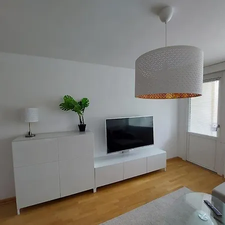 1 Bedroom Cityhome 1-5 Pers, Wifi, Washing Machine Apartment