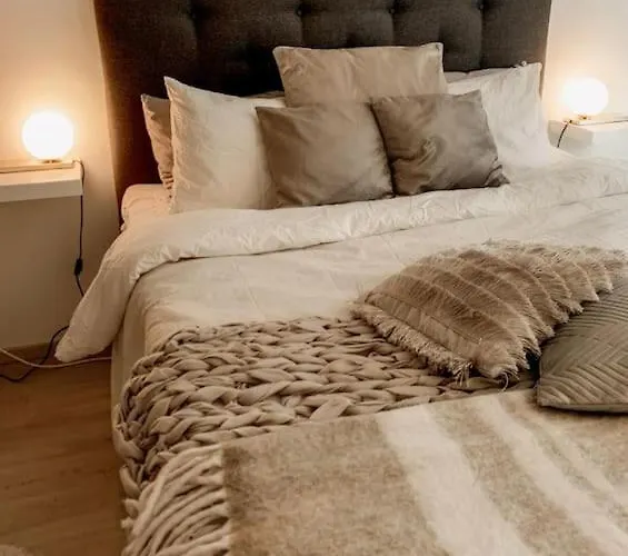 1 Bedroom Cityhome 1-5 Pers, Wifi, Washing Machine Apartment *