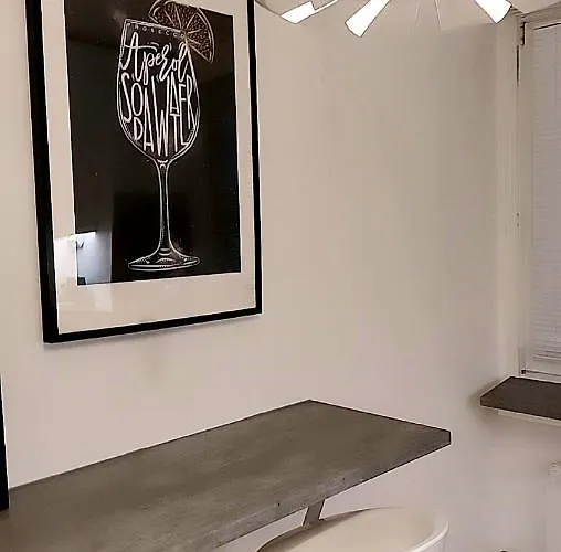 Apartment 1 Bedroom Cityhome 1-5 Pers, Wifi, Washing Machine *